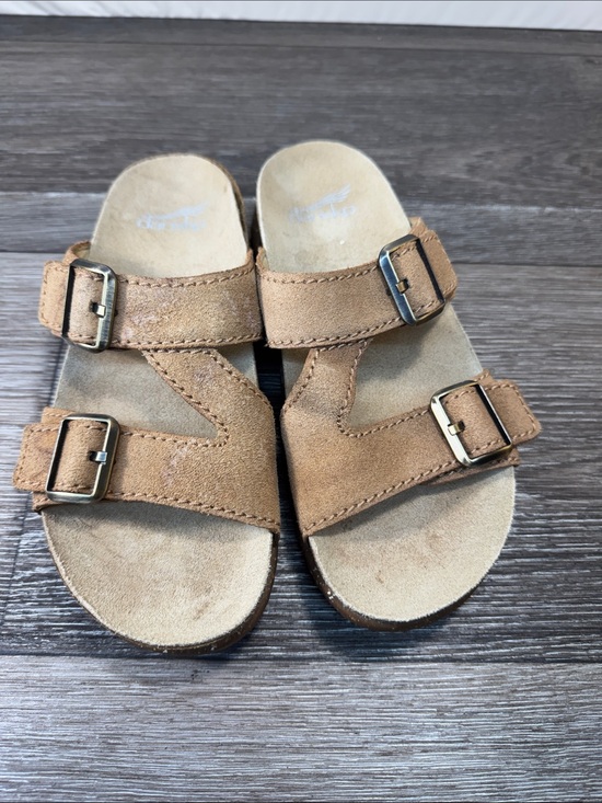 Dansko Shoes - Dansko vibram Tan Suede Double-Buckle Slide Sandals women’s Sz 36 (h19)